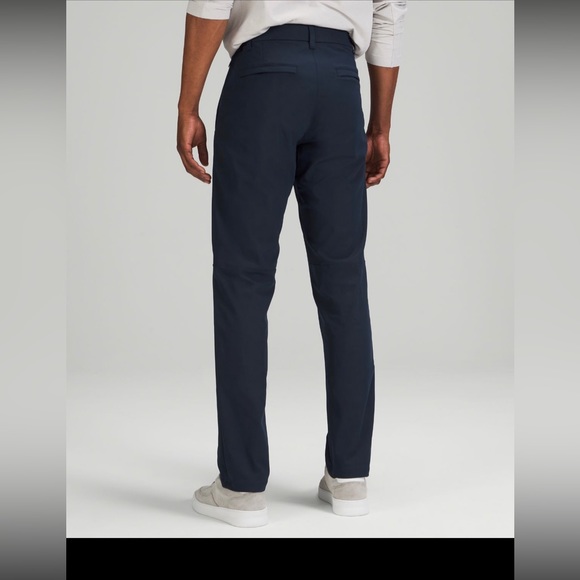 NWT! Mens Commission Classic-Fit Pant 32"
Warpstreme - Picture 3 of 7